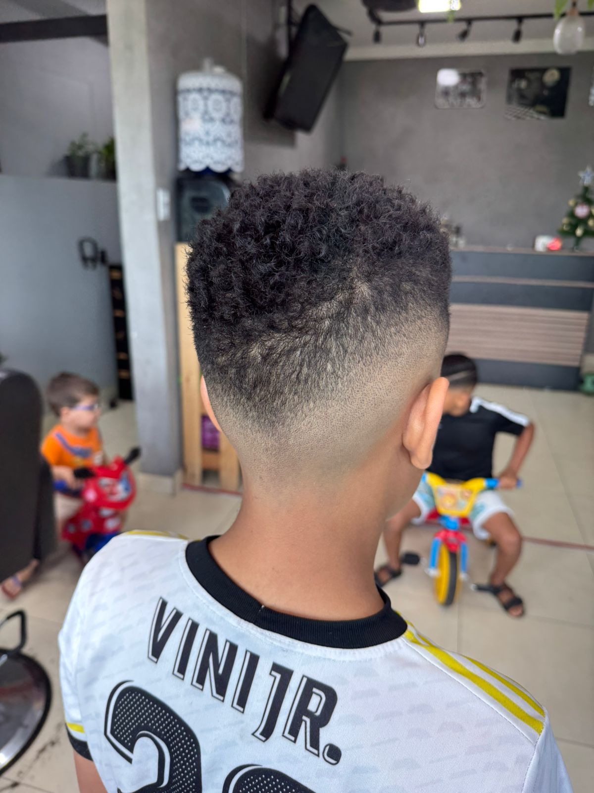 Especialista em Freestyle no Jardim Santa Fé - Studio Martinelli Especialista em Freestyle no Jardim Santa Fé - Studio Martinelli