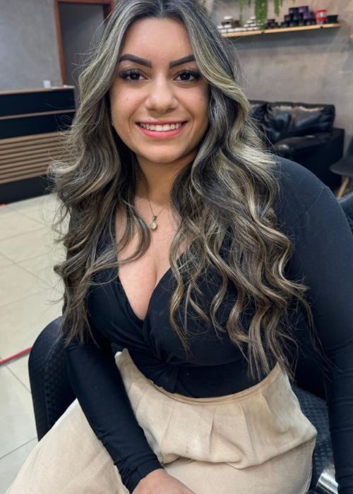 Penteado e maquiagem no Studio Martinelli, Jardim Santa Fé